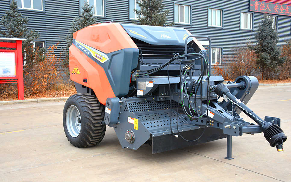 標(biāo)題：9YGQ-2.2D型圓草捆切割撿拾打捆機(jī)
瀏覽次數(shù)：354
發(fā)表時(shí)間：2023-12-12