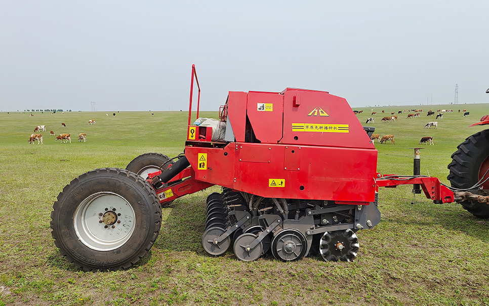 標題：9BMC-19型草原免耕播種機
瀏覽次數(shù)：202
發(fā)表時間：2023-12-12