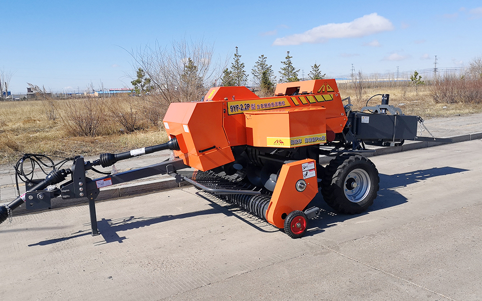標(biāo)題：9YF-2.2P型方草捆撿拾壓捆機(jī)
瀏覽次數(shù)：110
發(fā)表時(shí)間：2023-12-12