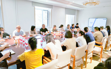 標題：研究中心召開研發(fā)工作推進會暨落實“十四五”規(guī)劃研討交流會
瀏覽次數(shù)：1405
發(fā)表時間：2024-07-23