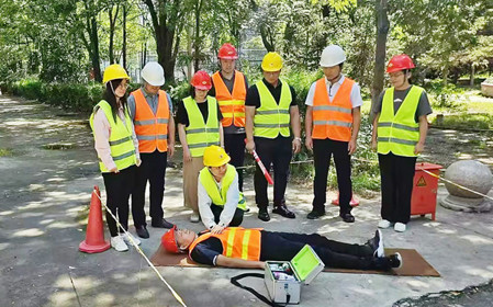 標(biāo)題：強(qiáng)化安全意識(shí)，提升應(yīng)急能力 呼和浩特分院舉辦觸電應(yīng)急演練活動(dòng)
瀏覽次數(shù)：1943
發(fā)表時(shí)間：2024-08-27